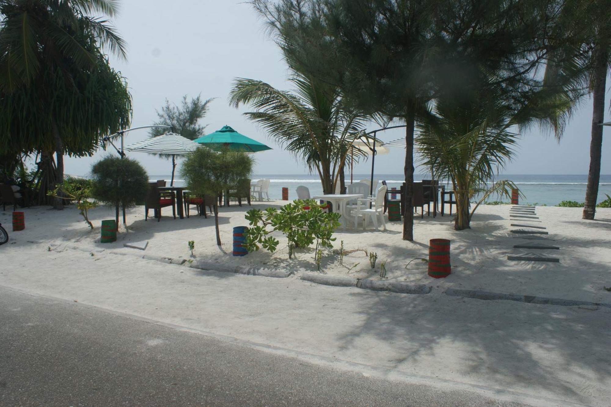 Rivethi Beach Hulhumalé Extérieur photo